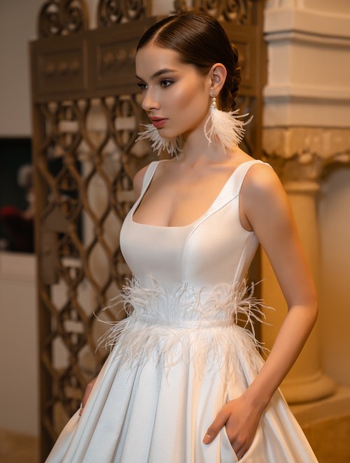 https://elisebride.ro/images/stories/virtuemart/product/24 Allure       (2).jpg
